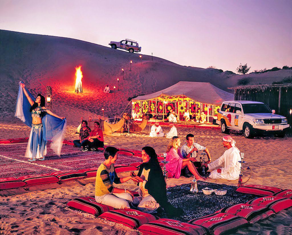 A Mesmerizing Culinary Experience: Dinner in the Dubai Desert